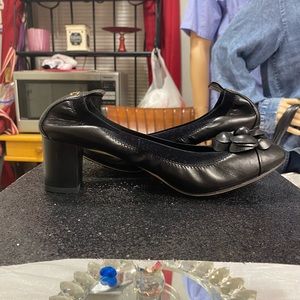 NWOT Chanel Ballet Pumps 39.5  
Chunky Heels